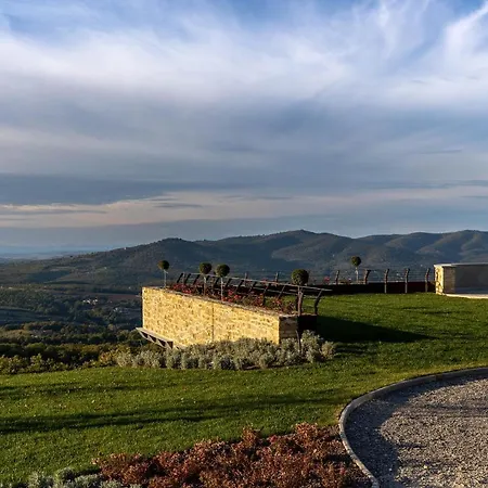 Çiftlik konaklama I Borghi Dell'eremo