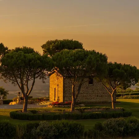 I Borghi Dell'eremo Farm stay