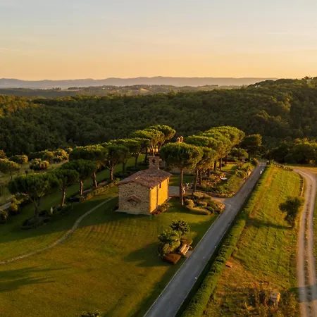I Borghi Dell'eremo Farm stay *